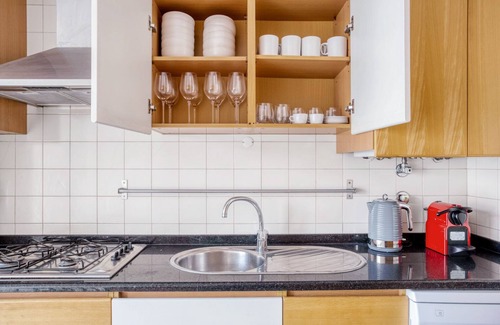 Alcantara Apartamento | Blueground | Alcantara, fully furnished