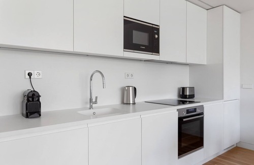 Alto do Pina Apartamento | Blueground | Areeiro, turnkey, fully furnished