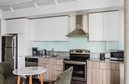 Kirkland Apartamento | Blueground | Bellevue, pool, nr parks