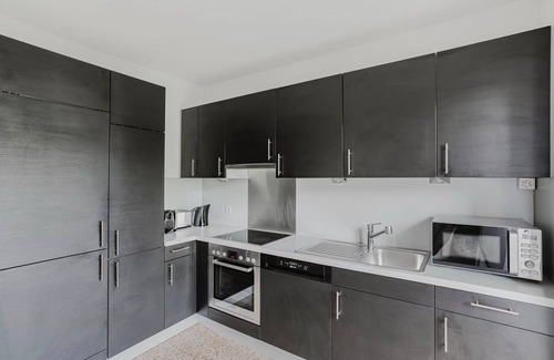 Breite Apartamento | Blueground | Breite, elevator, fully furnished