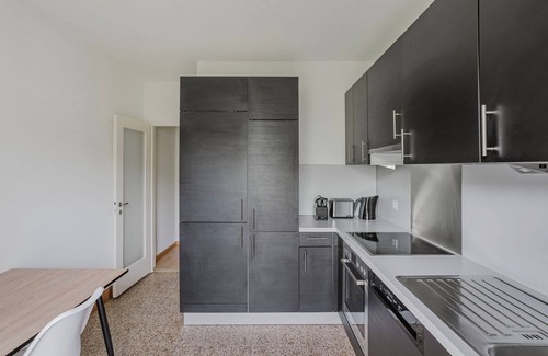 Breite Apartamento | Blueground | Breite, elevator, fully furnished