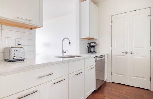 Cambridgeport Apartamento | Blueground | Central Square, garden, nr Harvard