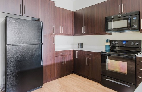 Pleasanton Apartamento | Blueground | Dublin, pool & AC, nr museums