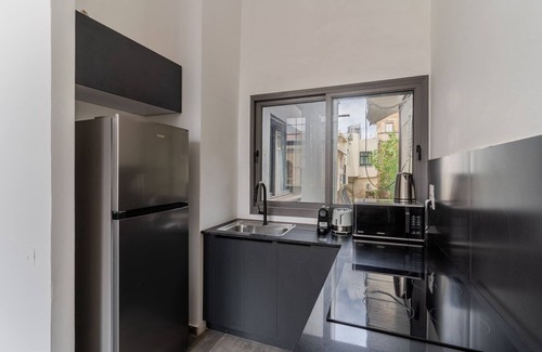 Florentin Apartamento | Blueground | Florentine, Full of light, Historical (TLV-12)