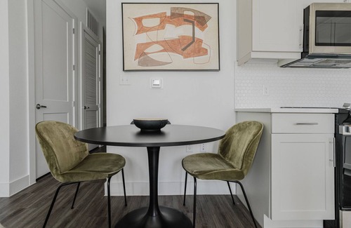 Highland Apartamento | Blueground | Highland 1bd apartment