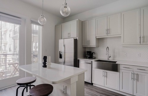 Highland Apartamento | Blueground | Highland 1bd apartment