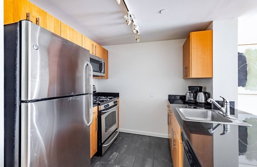 Hunters Point Apartamento | Blueground | LIC, pool & gym, nr parks