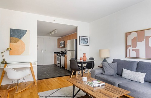 Hunters Point Apartamento | Blueground | Long Island City, pool, nr Gantry Plaza