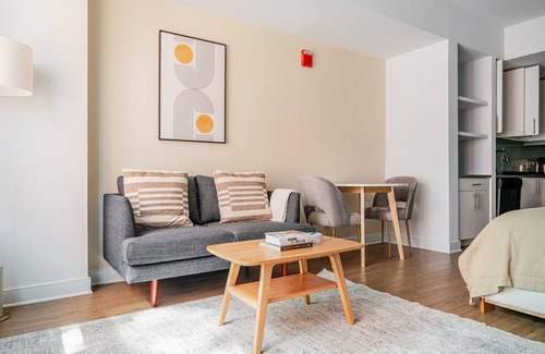 Mount Vernon Triangle Apartamento | Blueground | Mt Vernon, rooftop & gym, nr museums
