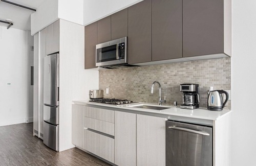 Culver City Apartamento | Blueground | Palms, pool, nr Culver City Park