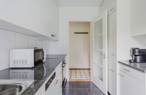 Sihlfeld Apartamento | Blueground | Wiedikon, w/d, fully furnished