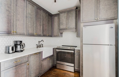 Williamsburg Apartamento | Blueground | Williamsburg, gym & balcony, nr parks