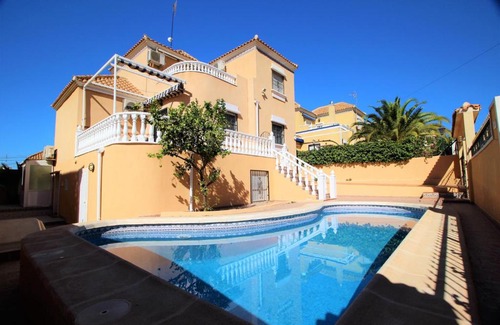 San Miguel de Salinas Villa | Casas en Bluelagoon