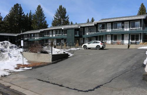 Lakeside Park Hotel | Bluelake Inn @ Heavenly Village