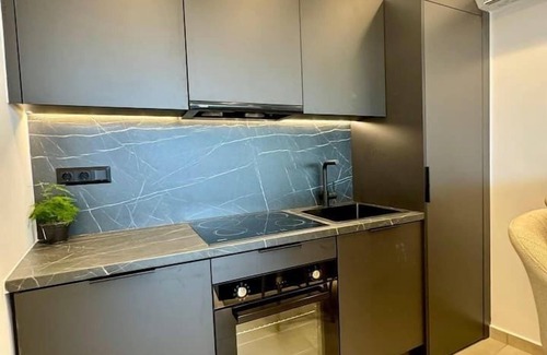 Piraeus Apartamento | BlueMotion - CityView