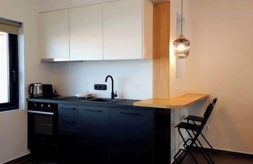 Piraeus Apartamento | BlueMotion - MediBlueSuite