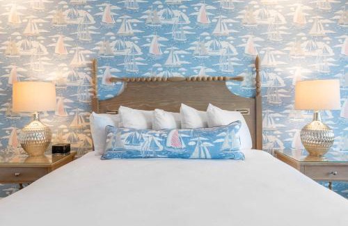 Bar Harbor Hotel | Bluenose Inn - Bar Harbor Hotel