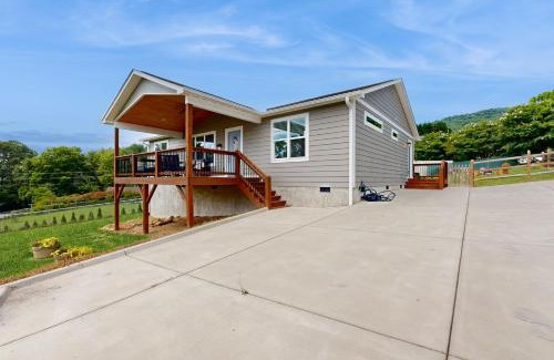 Fairview Casa | Blueridge Brew View