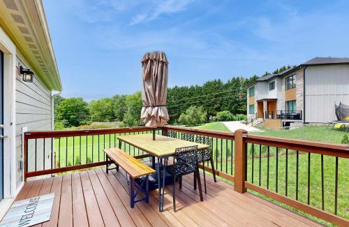 Fairview Casa | Blueridge Brew View