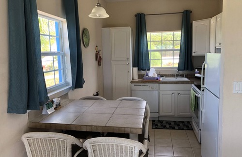 James Cistern Villa | Blueskies, a Gorgeous Vacation House in Rainbow Bay, Eleuthera