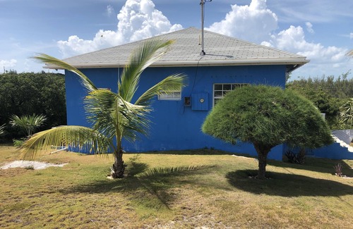 James Cistern Villa | Blueskies, a Gorgeous Vacation House in Rainbow Bay, Eleuthera