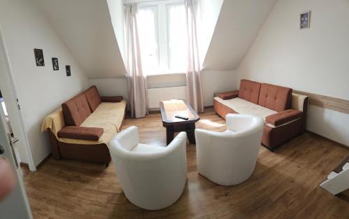 Karlovy Vary Apartamento | Bluestars Home