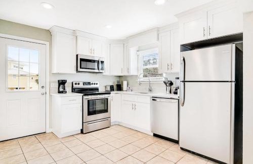 Toilla Segunda Casa | Bluetopia Blue Wahoos Beach House