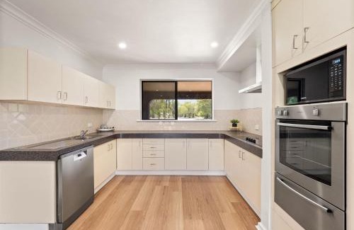 Broadwater Casa | Bluewater Retreat