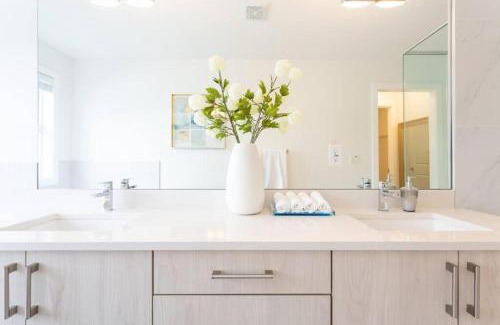 Kensington Casa | Bluewaters ensuite rooms- shared home
