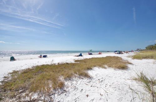 Fort Myers Beach Casa | Bluewaters Resort by Sun Palace Vacations