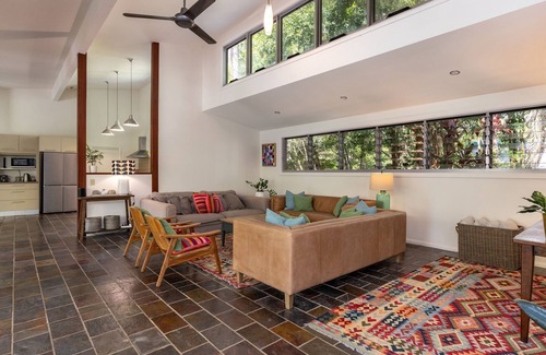 Charlotte Bay Casa | Blueys Beach Farm - rural retreat close to beaches