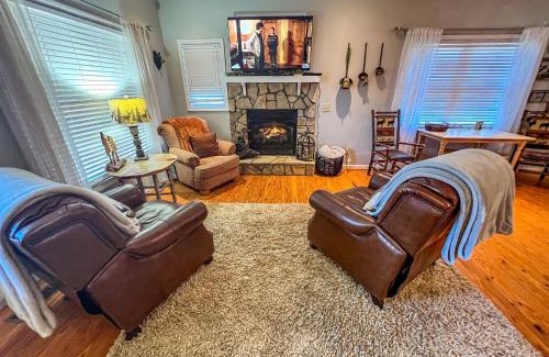 Buck Mountain Casa | Bluff Mountain Retreat