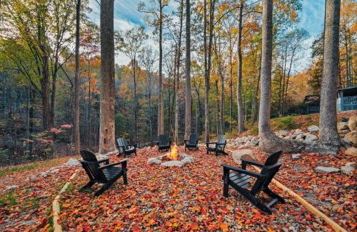 Gatlinburg - Pigeon Forge Casa | Bluff Mountain Retreat