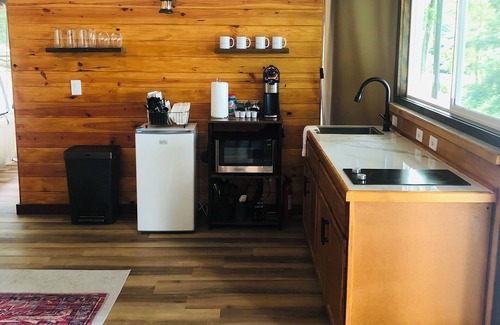 Morrison Alquiler De RV | Luxury Glamping Tent w/ Stunning Views & Hot Tub
