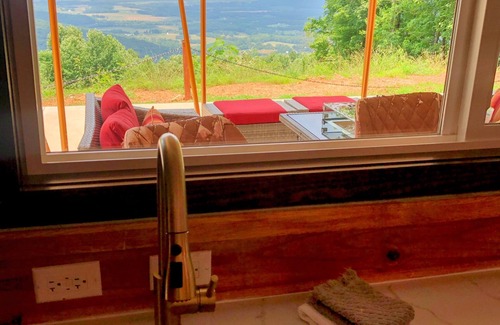 Altamont Alquiler De RV | Luxury Tent with Hot Tub & Breathtaking Views near Savage Gulf State Park