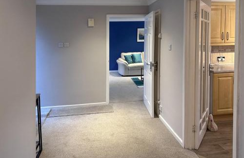 Blunsdon Apartamento | BLUNSDON LODGE - Spacious Bungalow, High Speed Wi-Fi, Free Private Parking, Garden