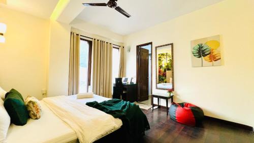 Green Park Apartamento | BluO Classic Studio - Green Park Hauz Khas Village