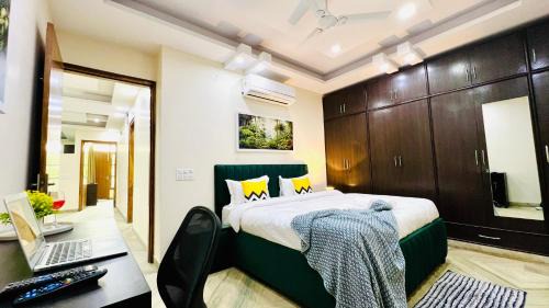 New Delhi Apartamento | BluO Modern 3BHK Rohini -Balcony, Lift , Parking
