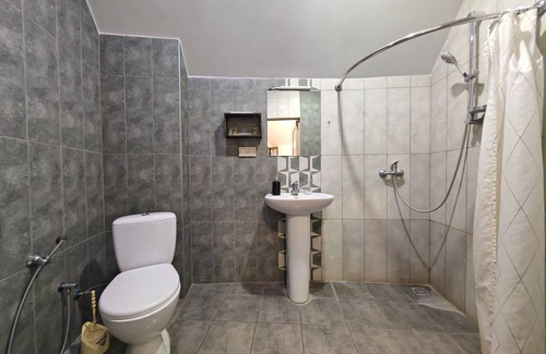 Kentron Hotel | Blur Inn Gallery Hotel