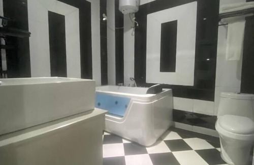 Port Harcourt Hotel | Bluxton Hill Hotel