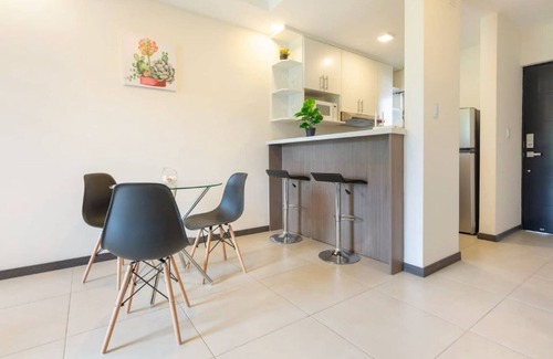 Ciudad Cariari Condominio | Blvd Park 2 BDR Apartment with Pool & Gym