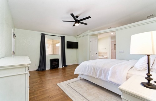 Blythe Casa | "Your Serene Oasis Awaits on a Sprawling 1-Acre Cul-de-Sac in Blythe"