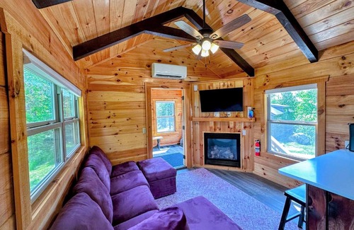 Twin Mountain Casa | BMV4 Tiny Home Topline