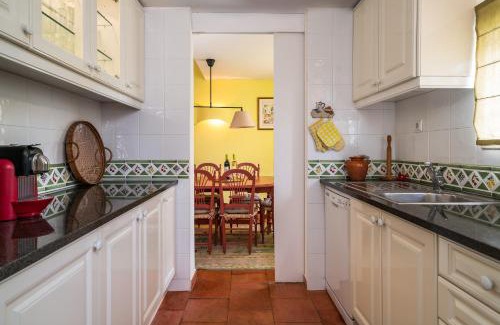 Alfa-Mar Villa | BmyGuest - Falésia Beach Villa