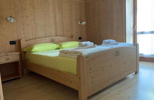 Roncegno Cama Y Desayuno | Bnb Monte Tesobo