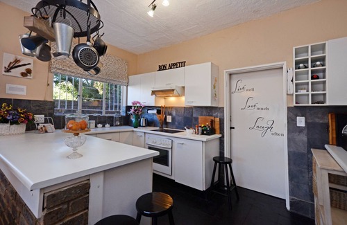 Greater Johannesburg Metropolitan Area Cama Y Desayuno | BnB on 8th Avenue