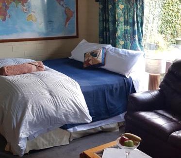 Seacliff Park Cama Y Desayuno | Bnb with sea views and pool