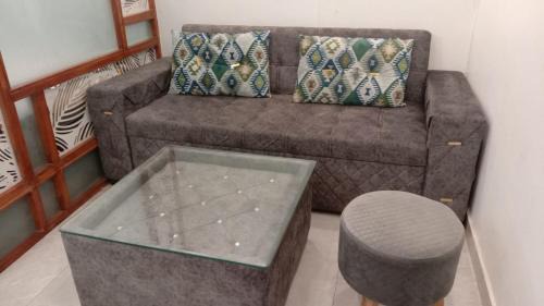 New Delhi Apartamento | BnBBuddy Executive Studio Apt in West Delhi 720
