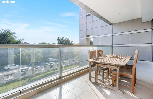 Dubai Sports City Apartamento | bnbme | The Medalist | 1 BDR