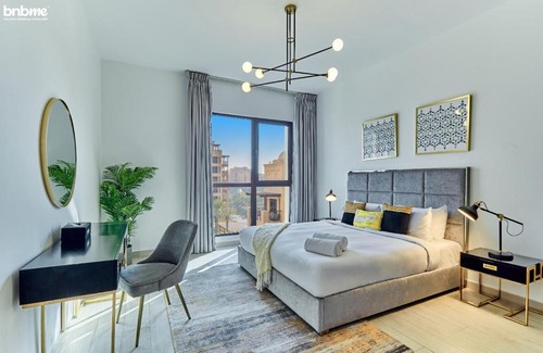 Umm Suqeim 3 Apartamento | bnbmehomes - Elegant Pool View - 2BR Apartment - 607